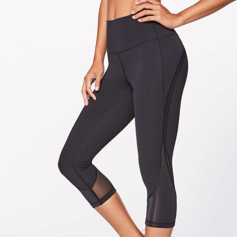 Black mesh Lululemon leggings